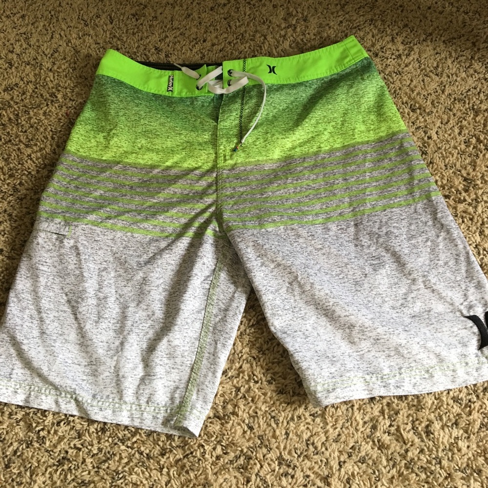 Men’s swim Hurley shorts